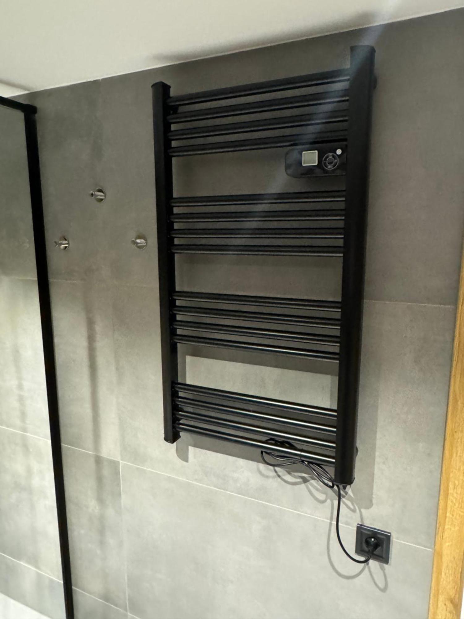 Gray Apartment 24H - Parking On The Street كاتوفيتسه المظهر الخارجي الصورة